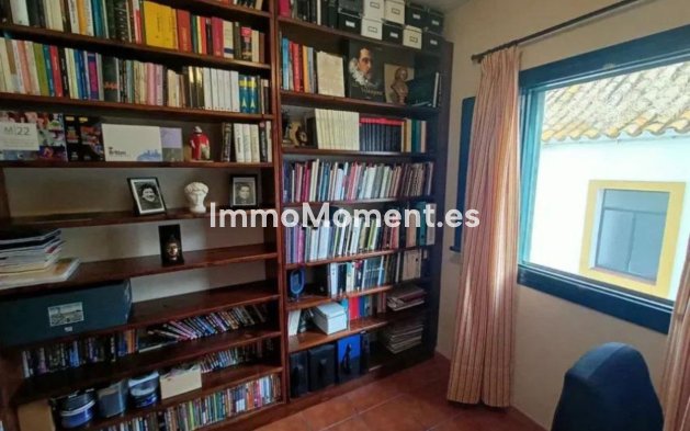 Resale - Villa - Sotogrande - San Roque