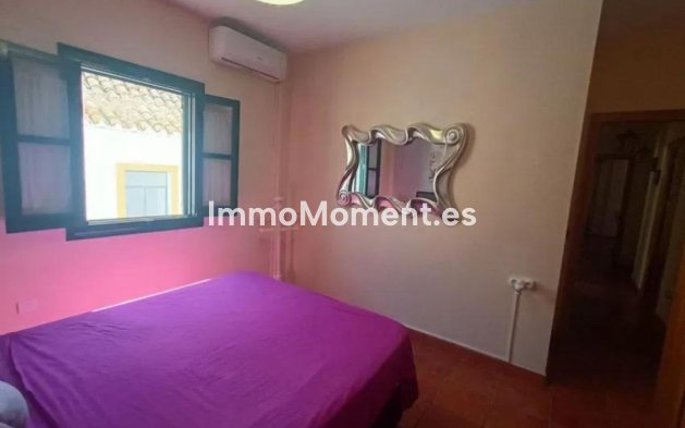 Resale - Villa - Sotogrande - San Roque