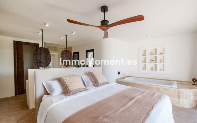 Resale - Villa - Benissa - Benissa Centro