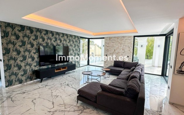 Wiederverkauf - Freistehende Villa - Orihuela - Villamartín