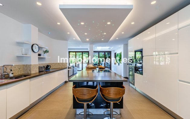 Reventa - Villa independiente - Marbella - Marbella Centro