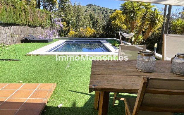Resale - Villa - Mijas - Calahonda