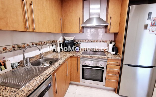 Resale - Apartment - Manilva - La Duquesa