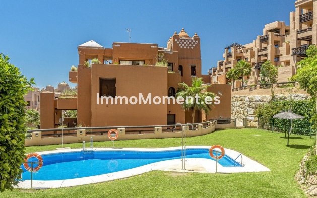 Resale - Apartment - Manilva - La Duquesa