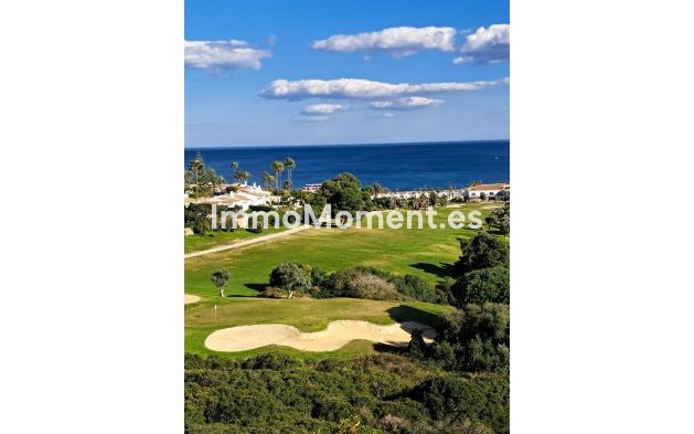 Resale - Apartment - Manilva - La Duquesa