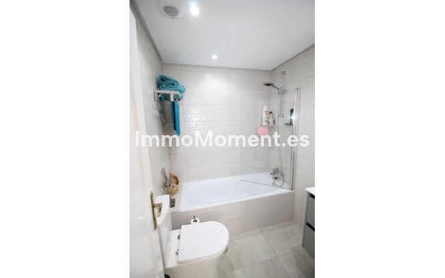 Resale - Apartment - Mijas - La Cala de Mijas
