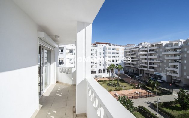 Wiederverkauf - Wohnung - Marbella - Nueva Andalucía
