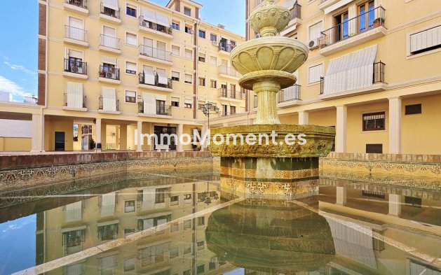 Resale - Apartment - Málaga - Málaga Centro