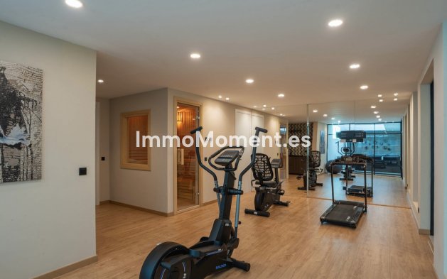 Reventa - Villa independiente - Estepona  - Estepona Centro