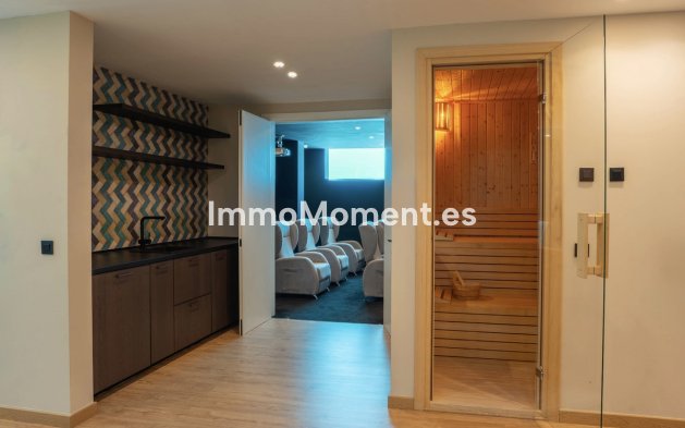 Reventa - Villa independiente - Estepona  - Estepona Centro