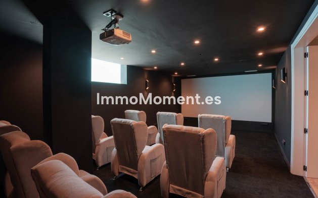 Reventa - Villa independiente - Estepona  - Estepona Centro