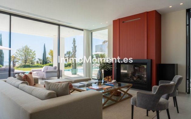 Reventa - Villa independiente - Estepona  - Estepona Centro