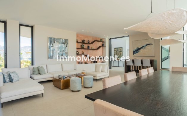 Reventa - Villa independiente - Estepona  - Estepona Centro
