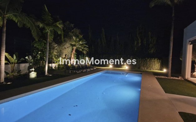 Wiederverkauf - Freistehende Villa - Marbella - Nueva Andalucía