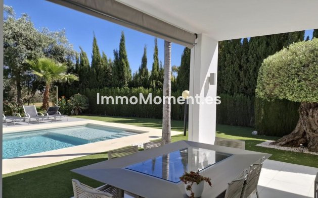 Wiederverkauf - Freistehende Villa - Marbella - Nueva Andalucía