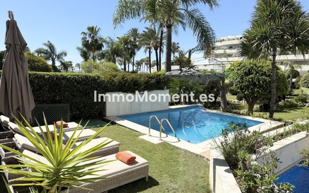 Resale - Apartment - Marbella - Puerto Banús