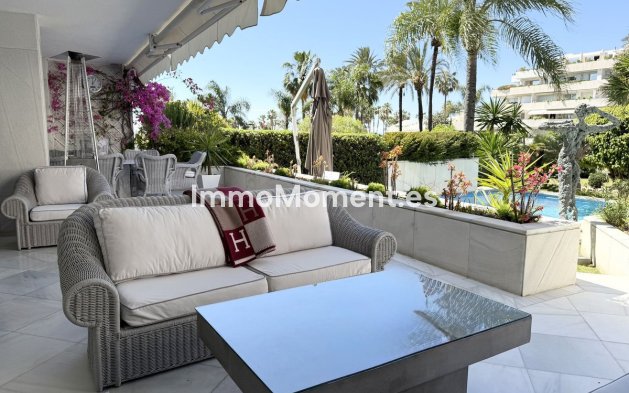 Resale - Apartment - Marbella - Puerto Banús