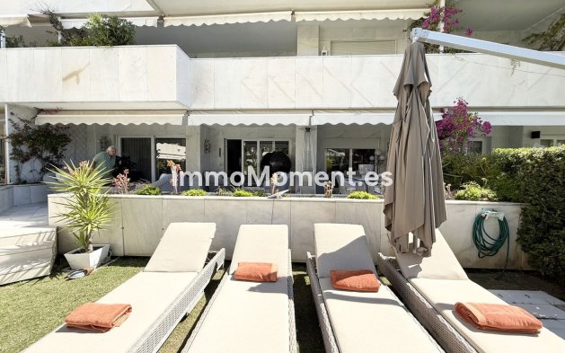Resale - Apartment - Marbella - Puerto Banús