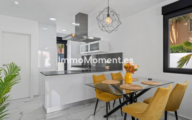 Bestaande woning - Vrijstaande villa - Torrevieja - Torrevieja Centro