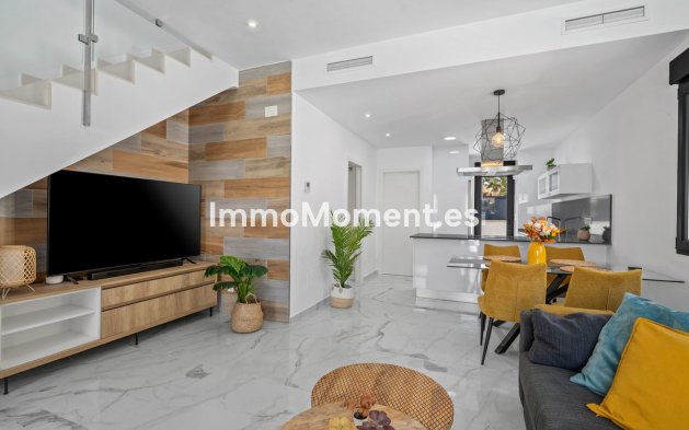 Bestaande woning - Vrijstaande villa - Torrevieja - Torrevieja Centro