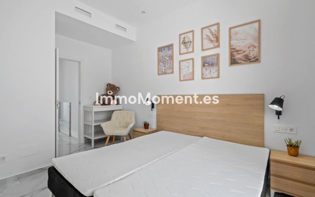 Bestaande woning - Vrijstaande villa - Torrevieja - Torrevieja Centro