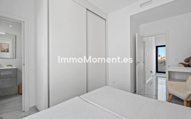 Bestaande woning - Vrijstaande villa - Torrevieja - Torrevieja Centro