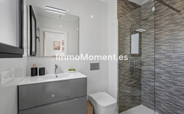 Bestaande woning - Vrijstaande villa - Torrevieja - Torrevieja Centro