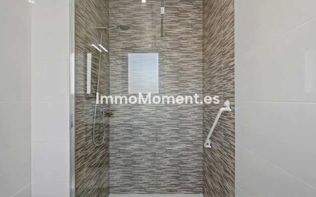 Bestaande woning - Vrijstaande villa - Torrevieja - Torrevieja Centro