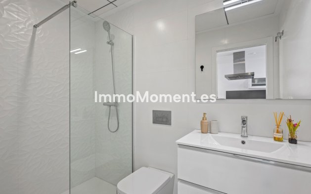 Bestaande woning - Vrijstaande villa - Torrevieja - Torrevieja Centro