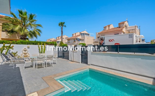 Bestaande woning - Vrijstaande villa - Torrevieja - Torrevieja Centro