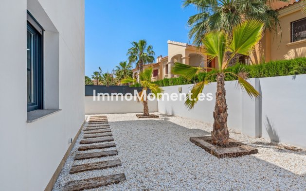 Bestaande woning - Vrijstaande villa - Torrevieja - Torrevieja Centro