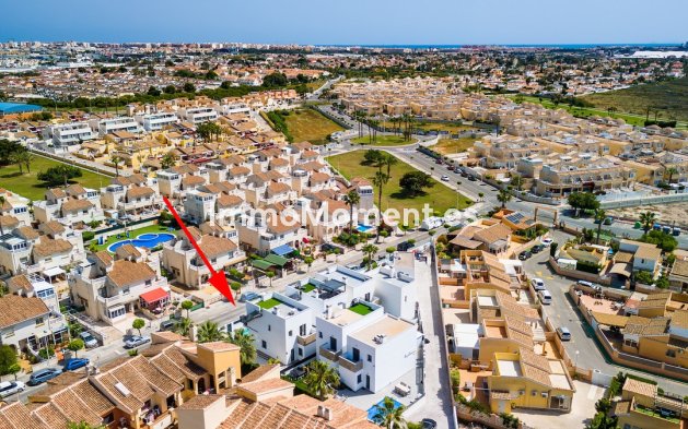 Bestaande woning - Vrijstaande villa - Torrevieja - Torrevieja Centro