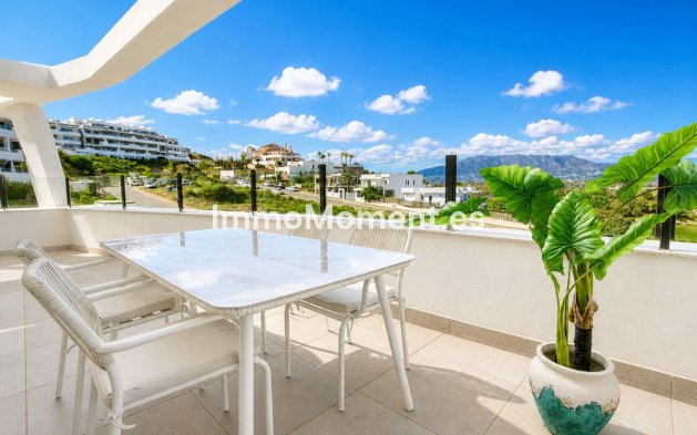 Resale - Apartment - Mijas - Calanova Golf
