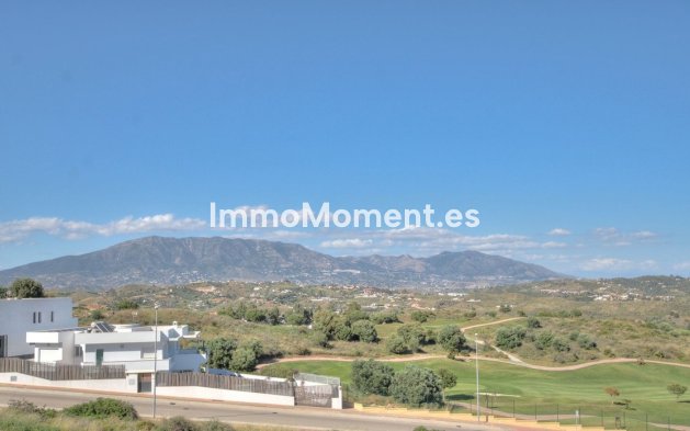 Resale - Apartment - Mijas - Calanova Golf