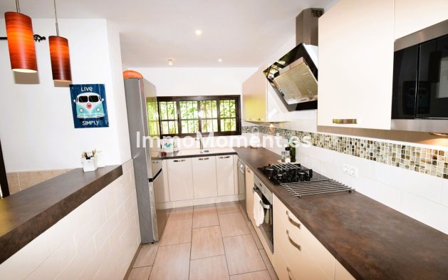 Resale - Villa - Mijas - La Cala de Mijas