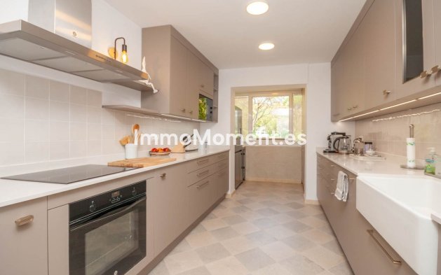 Revente - Appartement - Marbella - Elviria