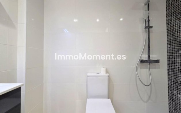 Resale - Apartment - Manilva - La Duquesa