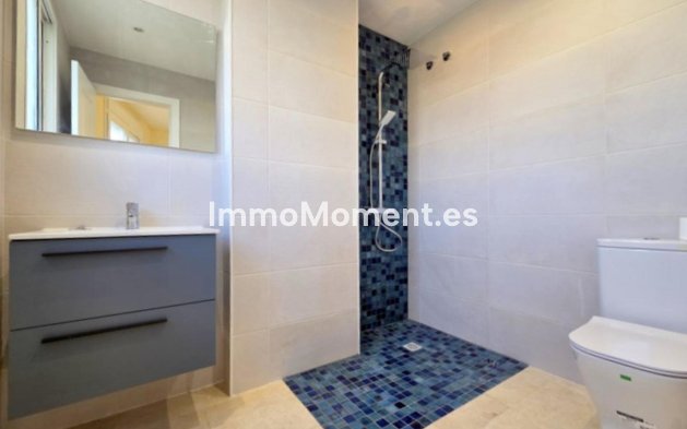 Resale - Apartment - Manilva - La Duquesa