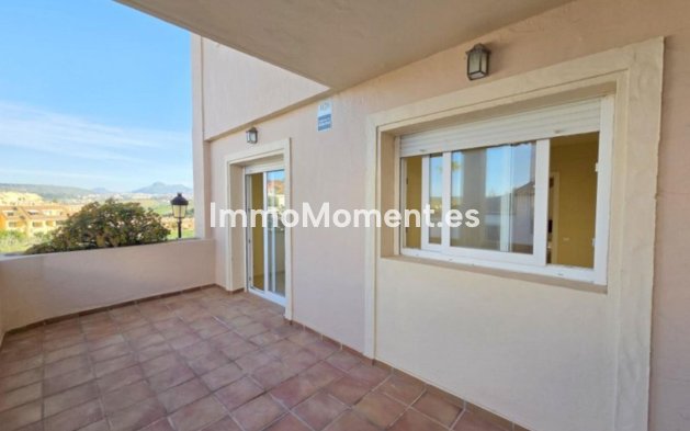 Resale - Apartment - Manilva - La Duquesa