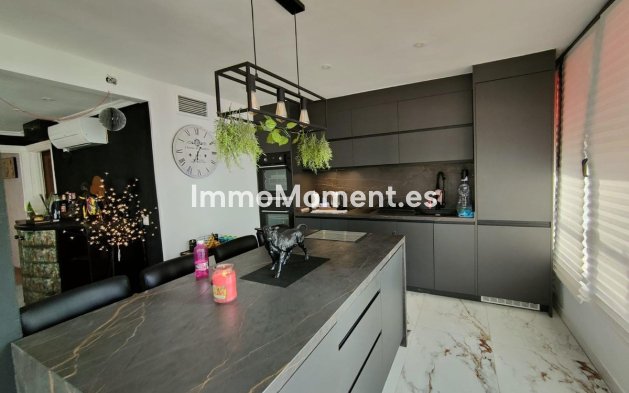 Resale - Apartment - Benidorm - Benidorm Centro