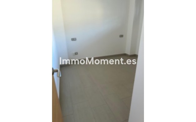 Resale - Apartment - Alfaz del Pi - L'Alfás del Pi Centro