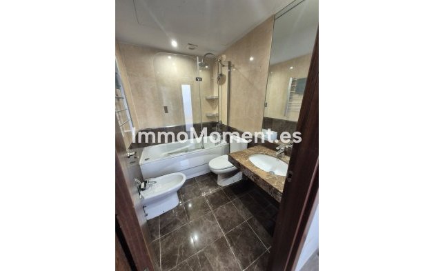 Resale - Apartment - Mijas - La Cala de Mijas