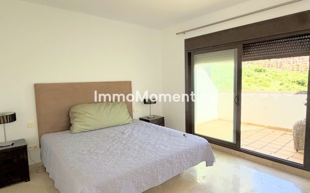 Resale - Apartment - Manilva - La Duquesa