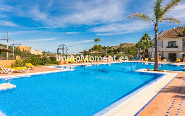 Resale - Apartment - Manilva - La Duquesa