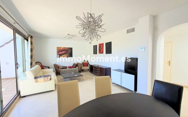 Resale - Apartment - Manilva - La Duquesa