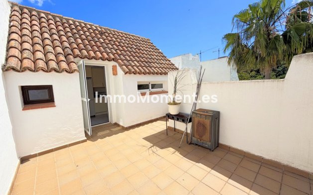 Resale - Apartment - Manilva - La Duquesa