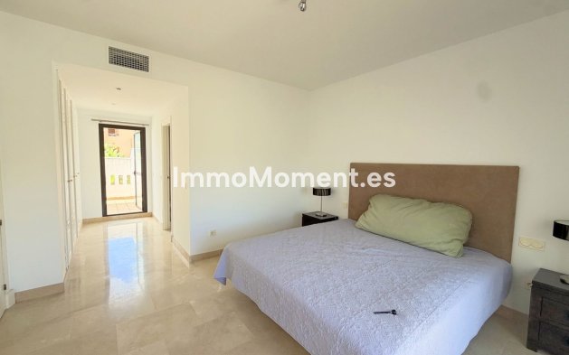 Resale - Apartment - Manilva - La Duquesa