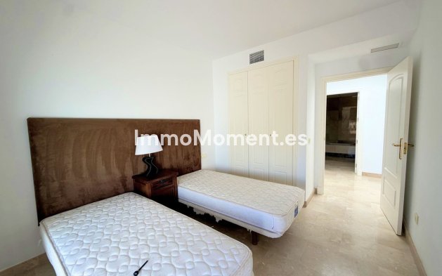 Resale - Apartment - Manilva - La Duquesa