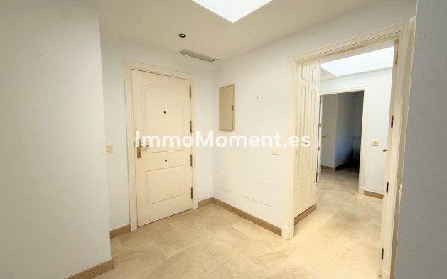 Resale - Apartment - Manilva - La Duquesa