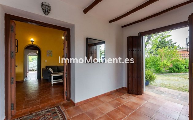 Resale - Country house - Inland  - Alhaurín el Grande Centro